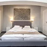 Red Lion Pub & Aparthotel Szentendre