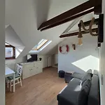 Апарт-отель Red Lion Pub & 3*