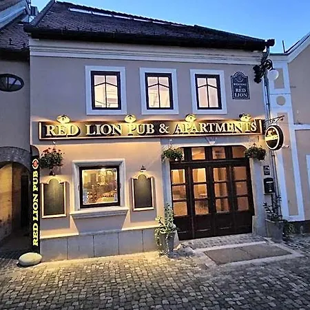 Red Lion Pub & 3* Szentendre