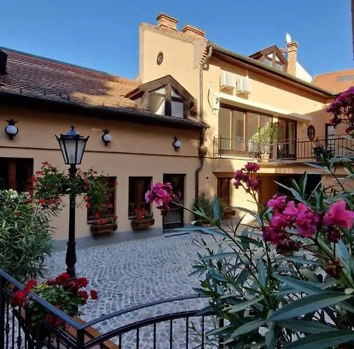 Red Lion Pub & Szentendre